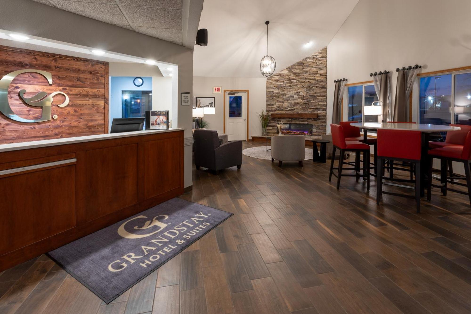 Grandstay Hotel & Suites Cambridge Zewnętrze zdjęcie